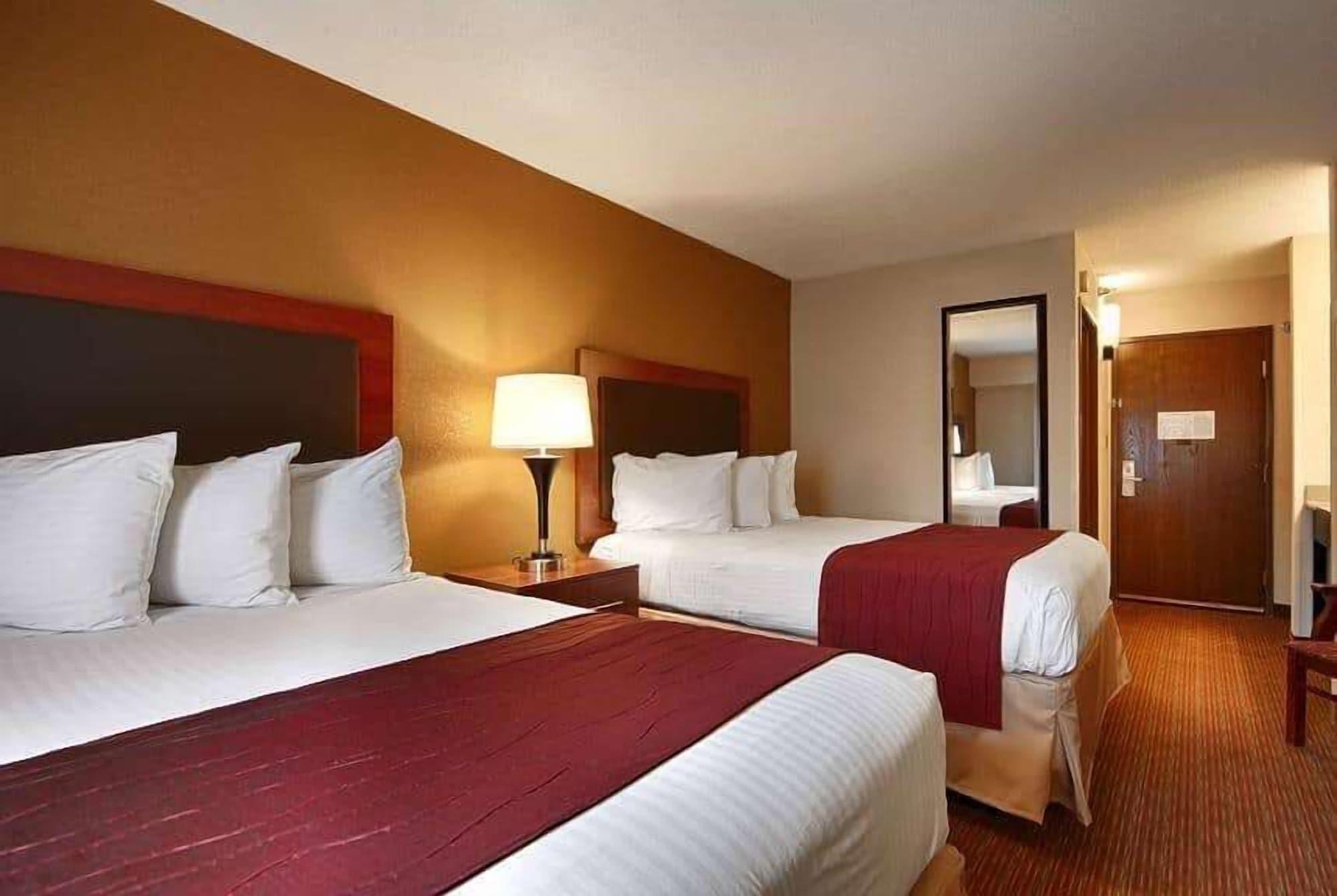 Days Inn By Wyndham Indiana Benjamin Franklin Highway Eksteriør bilde